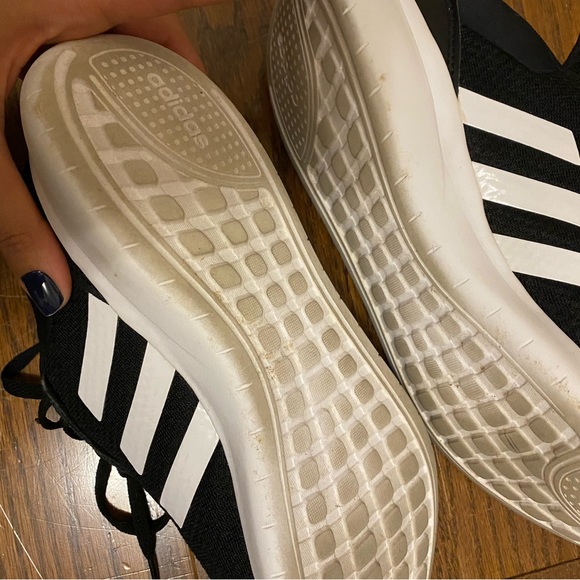 Adidas black shoes - womens 8.5 - Picture 6 of 8